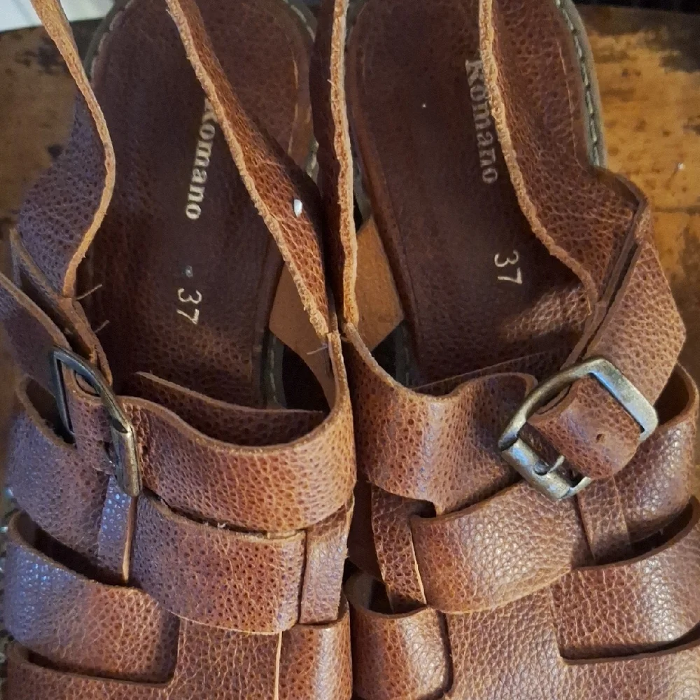 Romano Brown Leather Rugged Platform Sandals
